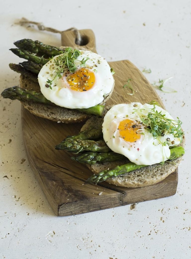 Spinach Microgreens with Eggs and Asparagus on Toast