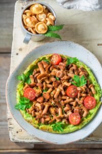 melette with mushrooms, tomatoes and parsley microgreens