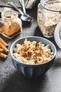 Cinnamon-Rolled Overnight Oats